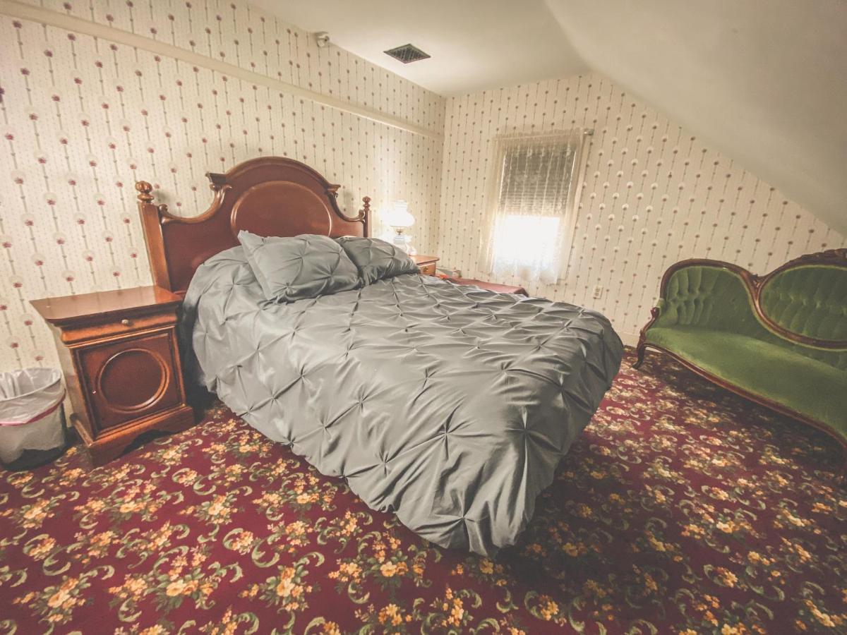 Lizzie Borden House Panzió Fall River Kültér fotó